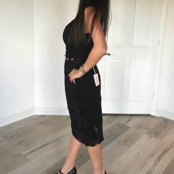 Black pencil skirt - Picture 2 of 4